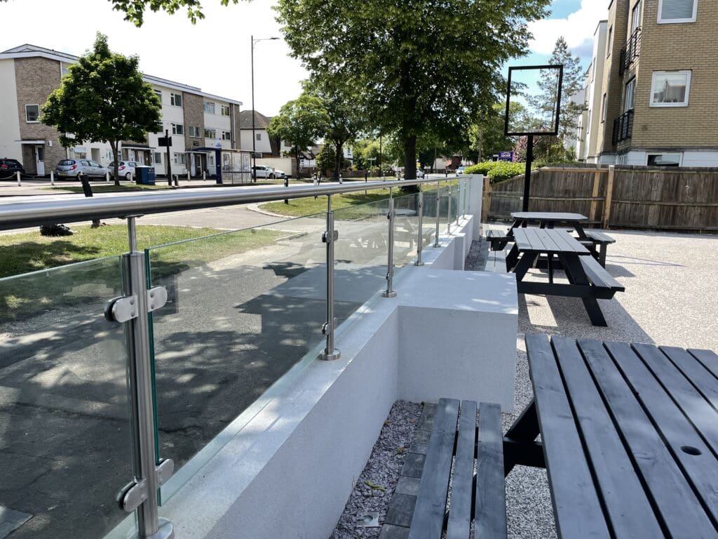 Glass Balustrade with 13.5 toughened laminated glass.
